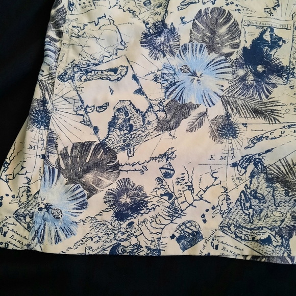 Island Shores Washable 100% Silk, Hawaiian Button Shirt, Men's Size XL - Picture 6 of 12